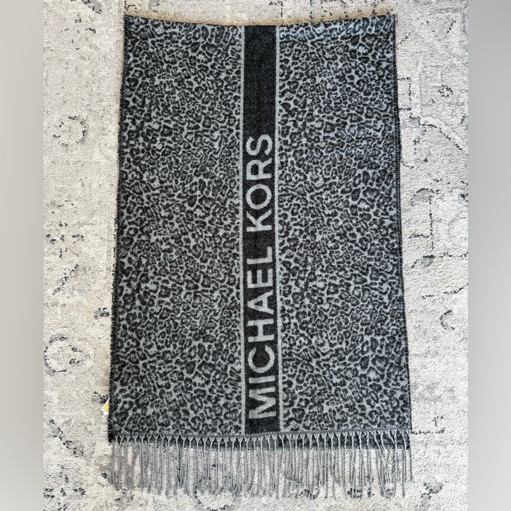 Michael Kors Large Black and Gray Animal Print Scarf